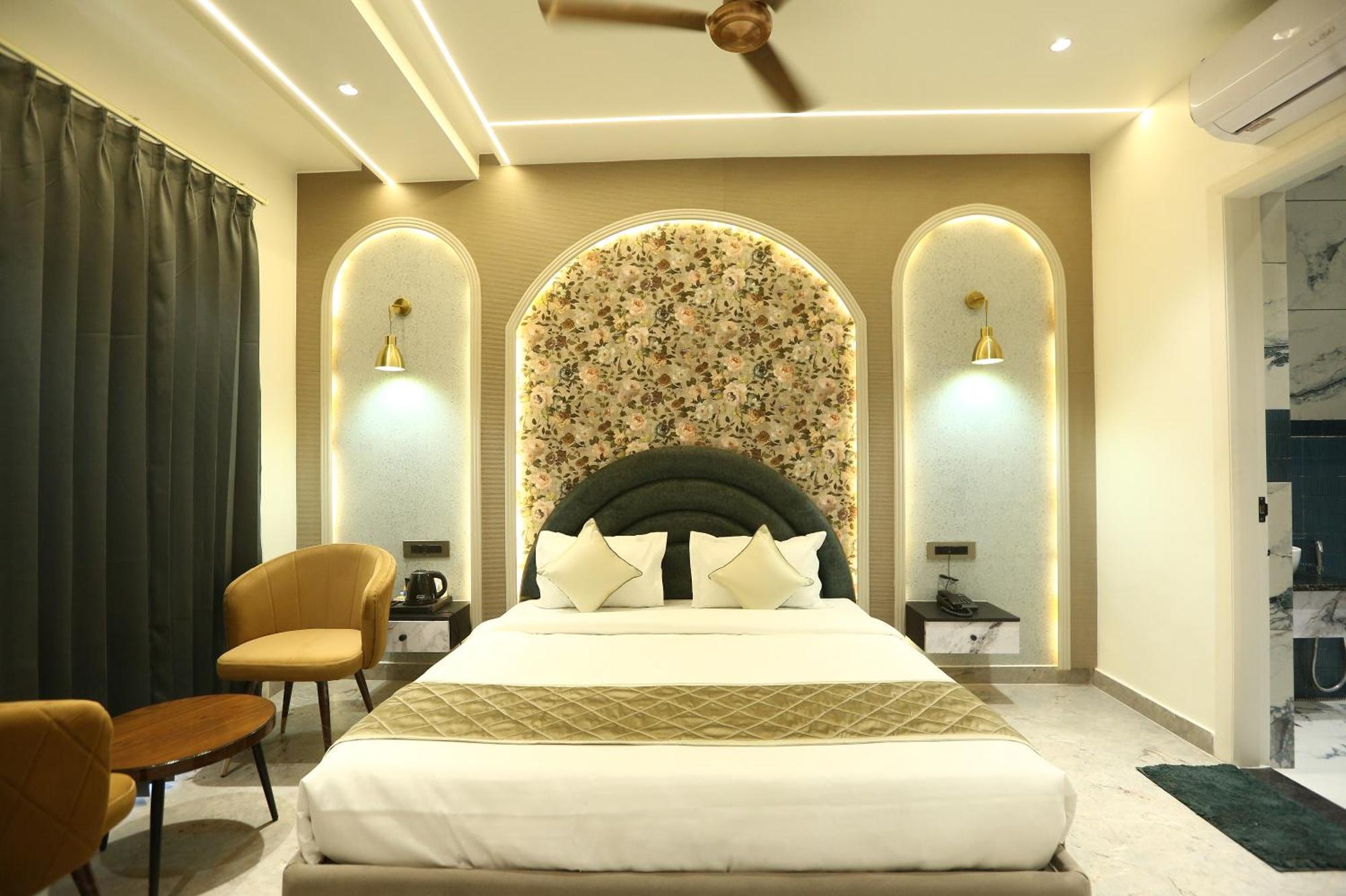 Elegance 5 Min Walk From Golden Temple 3*