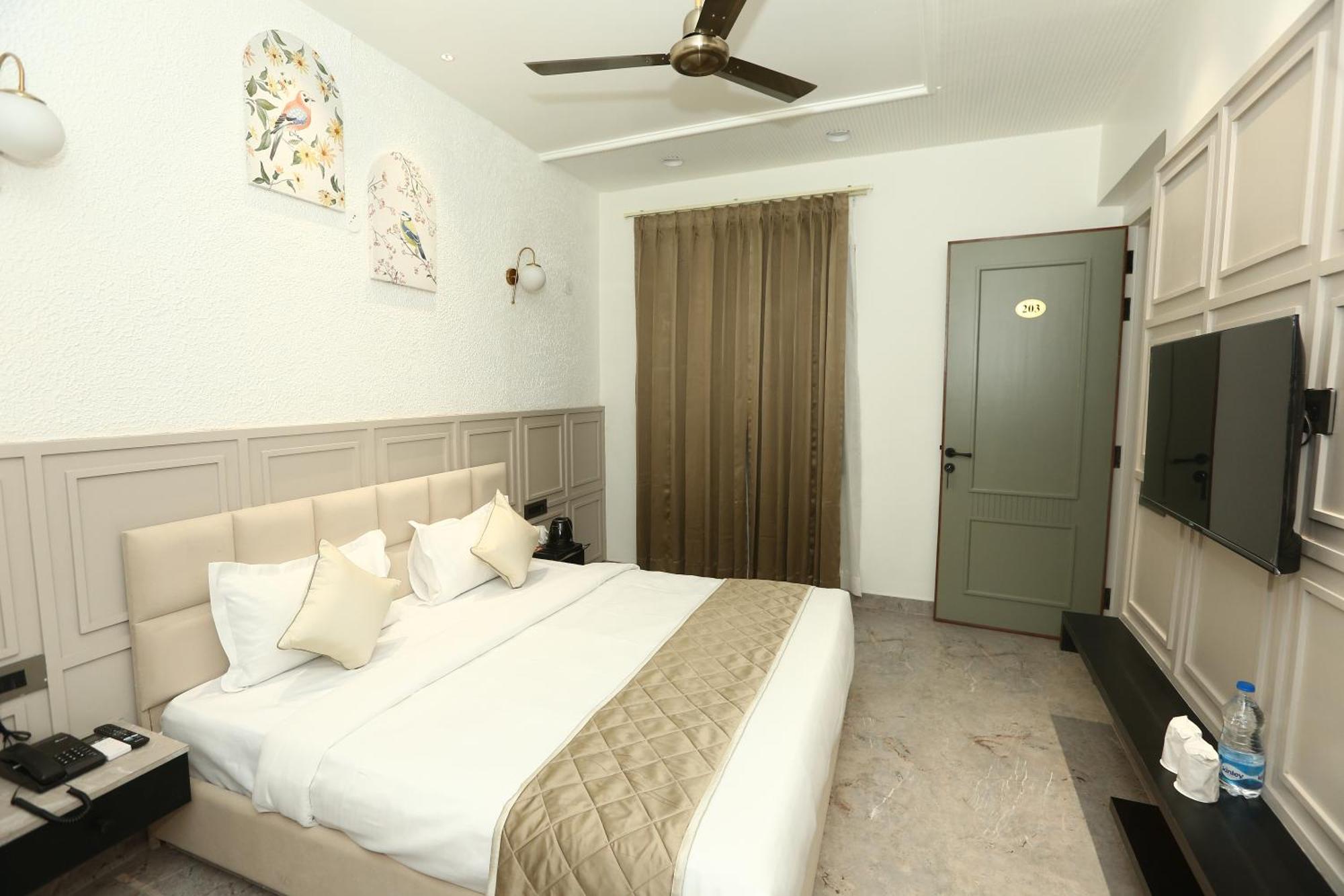 Elegance 5 Min Walk From Golden Temple